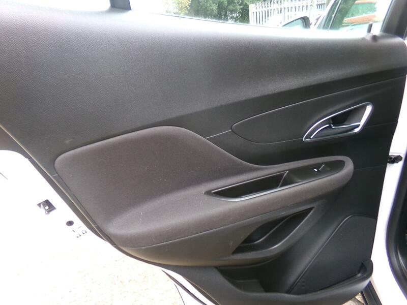 VAUXHALL MOKKA