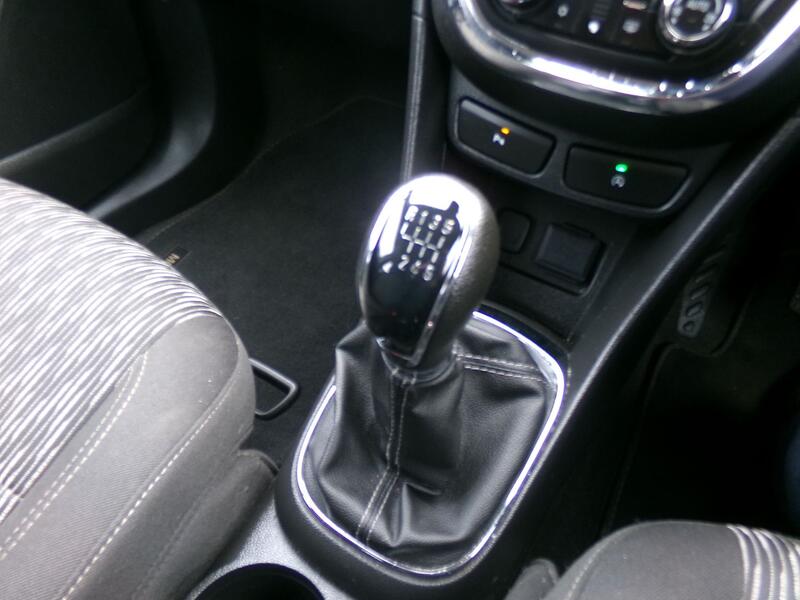 VAUXHALL MOKKA