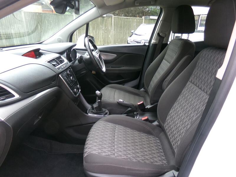 VAUXHALL MOKKA