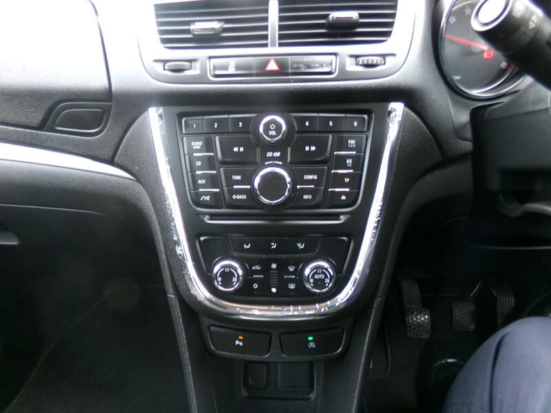 VAUXHALL MOKKA
