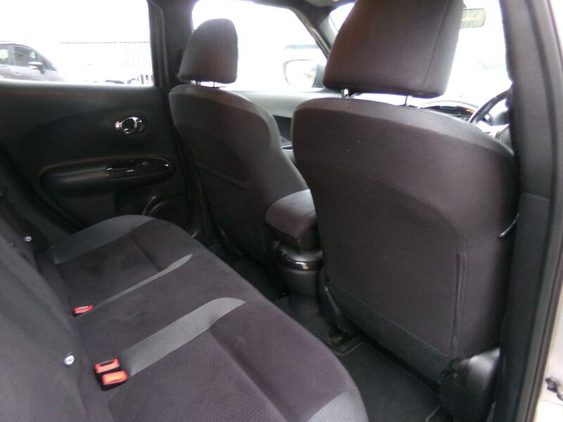 NISSAN JUKE