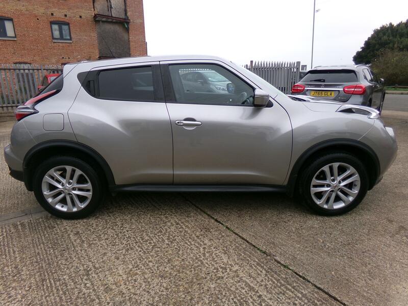 NISSAN JUKE