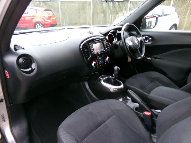 NISSAN JUKE