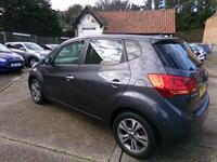 KIA VENGA