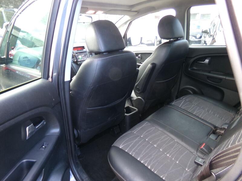 KIA VENGA