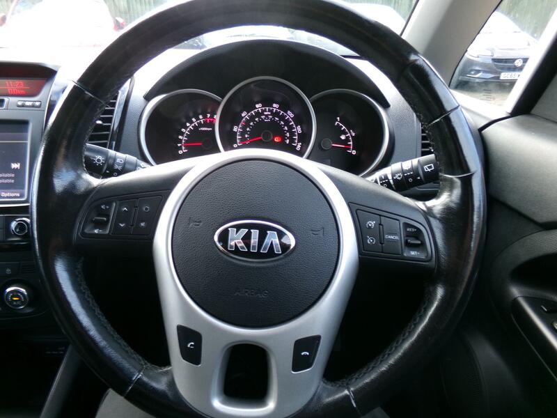 KIA VENGA