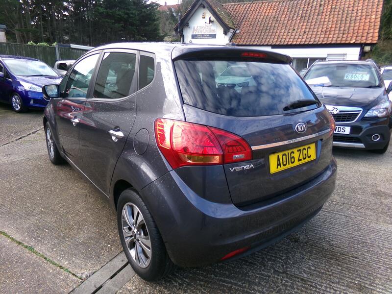 KIA VENGA