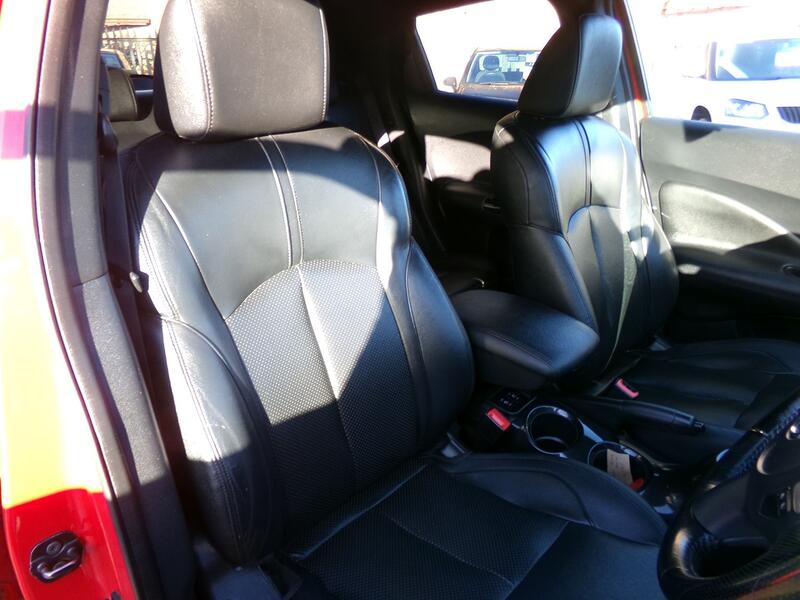 NISSAN JUKE