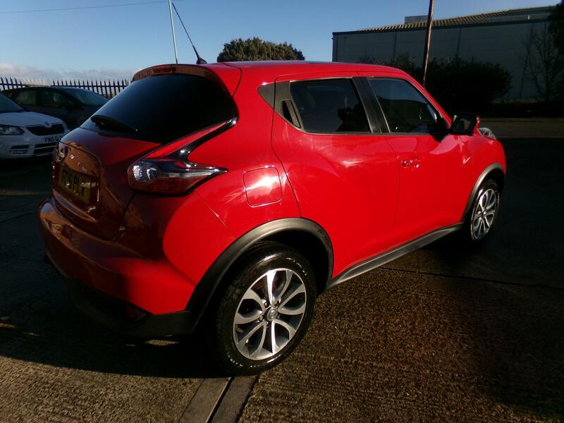 NISSAN JUKE