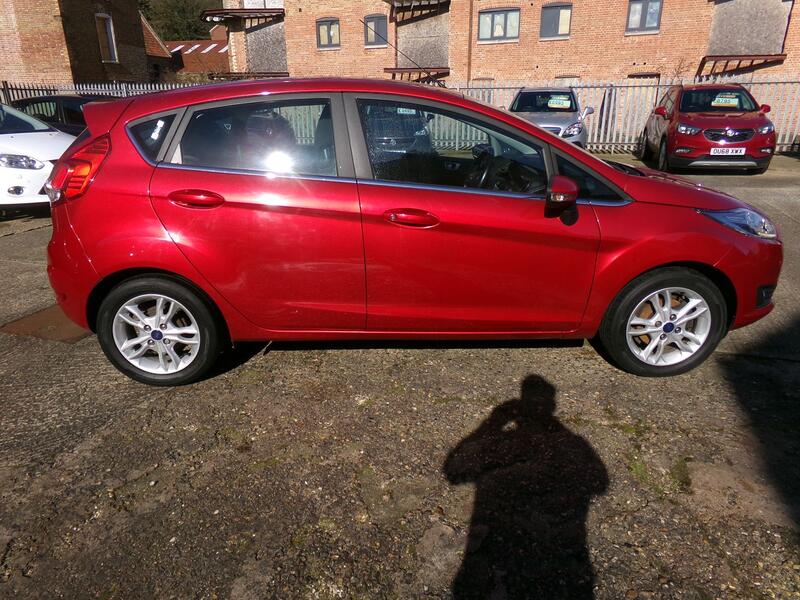 FORD FIESTA
