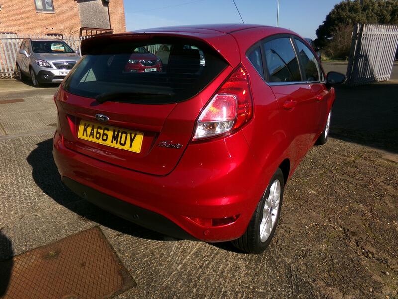 FORD FIESTA