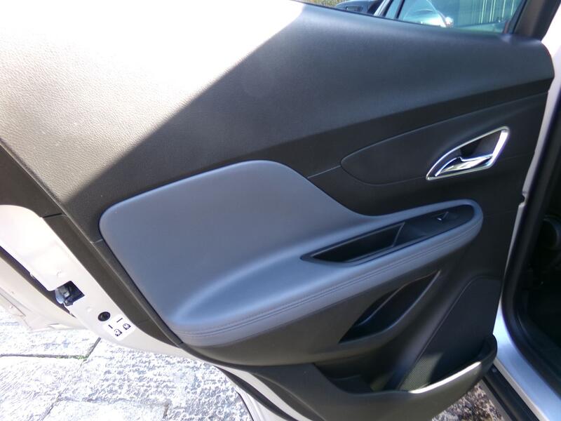 VAUXHALL MOKKA