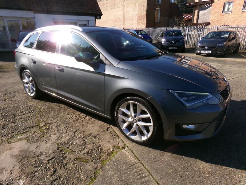 SEAT LEON