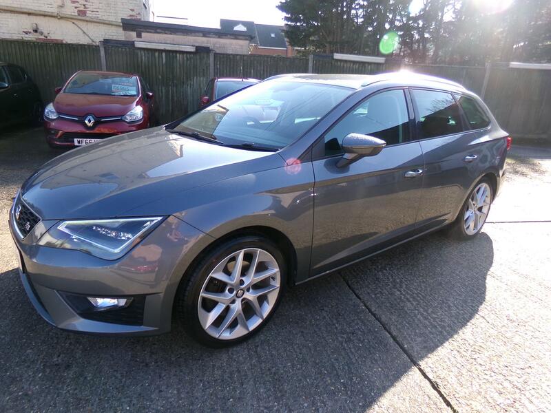 SEAT LEON