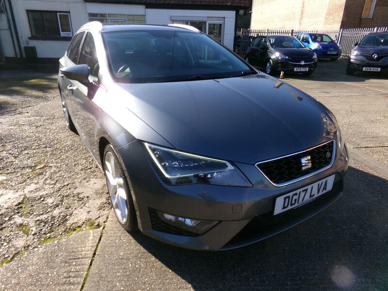 SEAT LEON