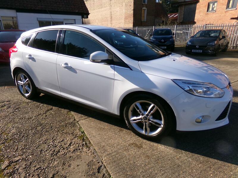 FORD FOCUS