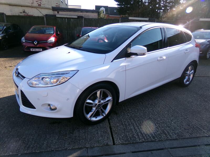 FORD FOCUS