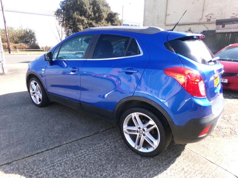 VAUXHALL MOKKA