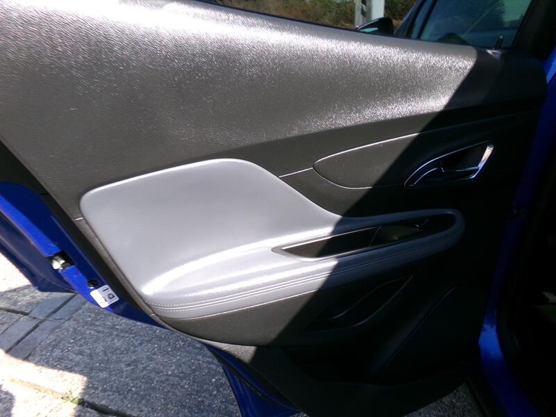 VAUXHALL MOKKA