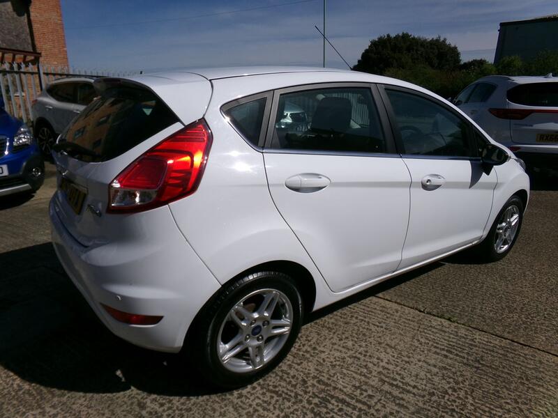 FORD FIESTA