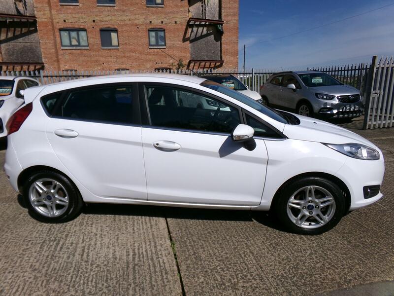 FORD FIESTA