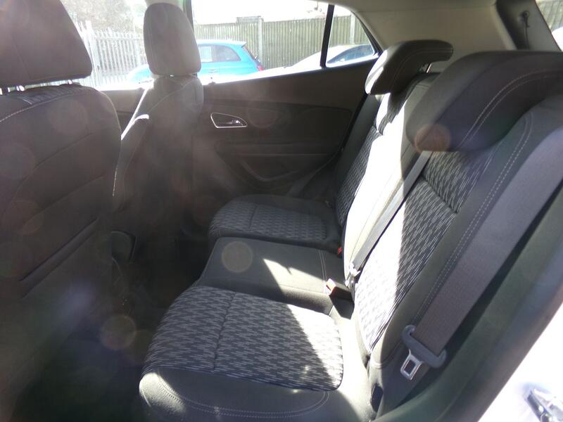 VAUXHALL MOKKA