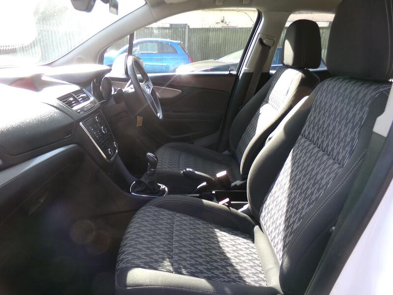 VAUXHALL MOKKA