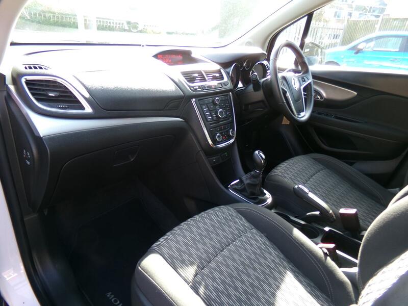 VAUXHALL MOKKA