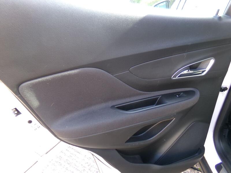 VAUXHALL MOKKA