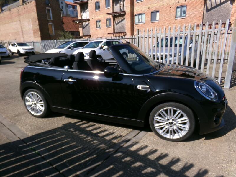 MINI CONVERTIBLE