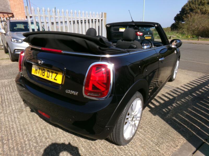 MINI CONVERTIBLE