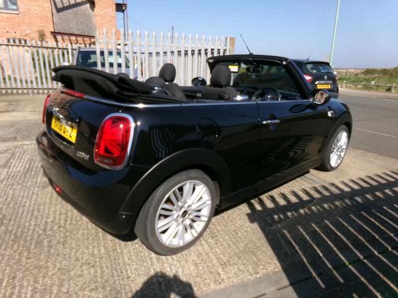 MINI CONVERTIBLE