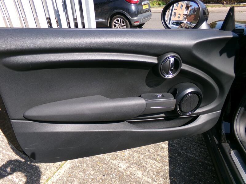 MINI CONVERTIBLE