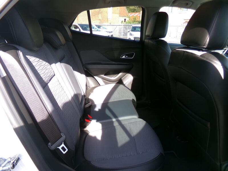 VAUXHALL MOKKA